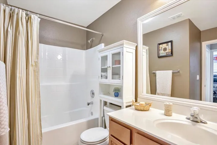 29464 Margarita Court, Gustine, California 95322
