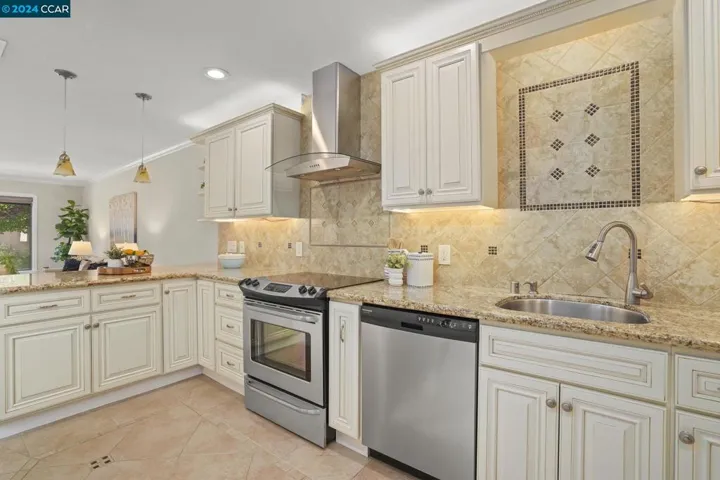 2017 Pine Knoll Dr 7, Walnut Creek, California 94595