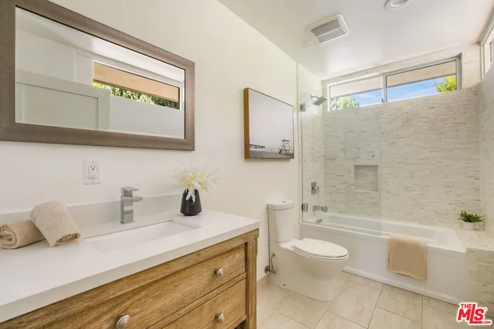 15418 Hamner Drive, Los Angeles, California 90077