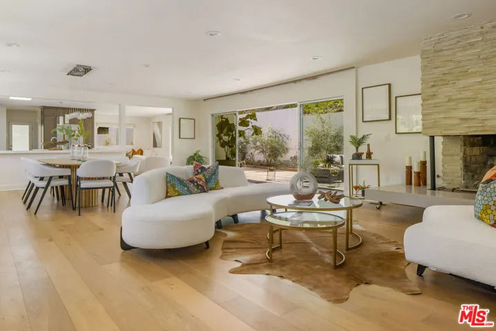 15418 Hamner Drive, Los Angeles, California 90077