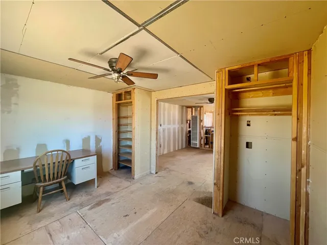 60607 Stearman Road, Landers, California 92285