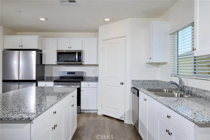 1262 Justice Place, Hemet, California 92543