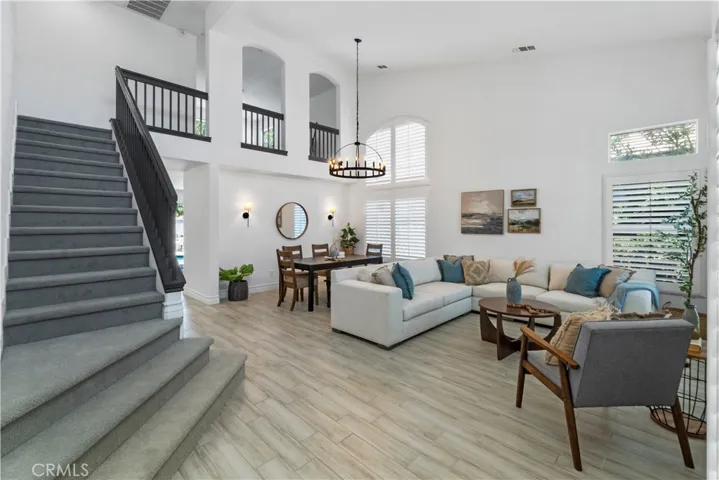 43187 Camino Caruna E, Temecula, California 92592