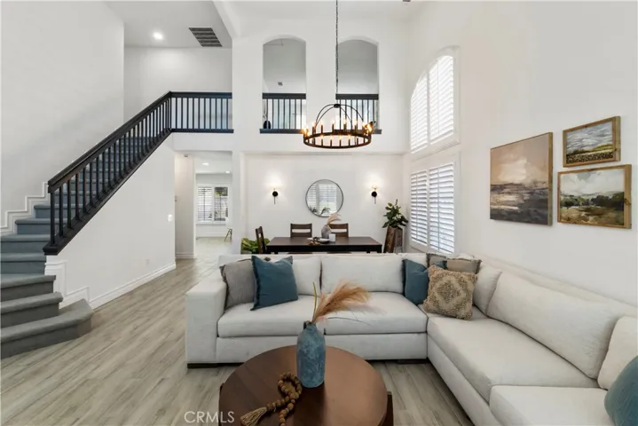 43187 Camino Caruna E, Temecula, California 92592