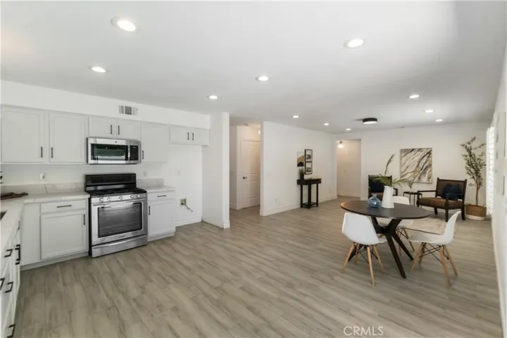 43187 Camino Caruna E, Temecula, California 92592