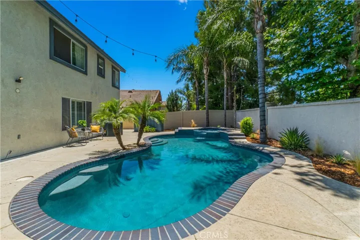 43187 Camino Caruna E, Temecula, California 92592