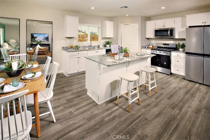 1518 Forsythia Drive, Perris, California 92571