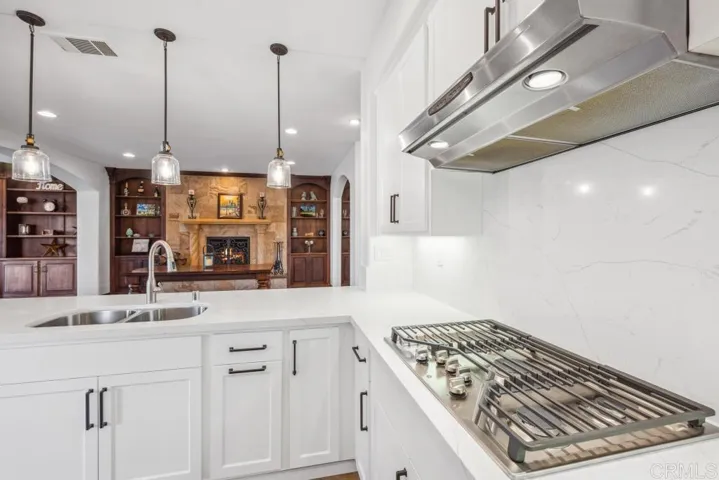 6675 Curlew, Carlsbad, California 92011