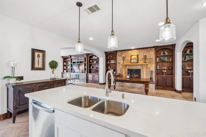 6675 Curlew, Carlsbad, California 92011