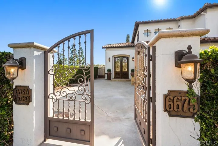 6675 Curlew, Carlsbad, California 92011