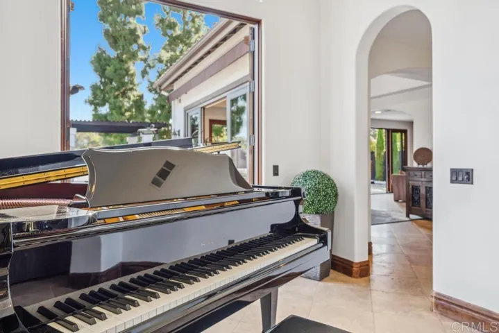 6675 Curlew, Carlsbad, California 92011