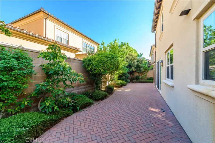 70 Nassau, Irvine, California 92620