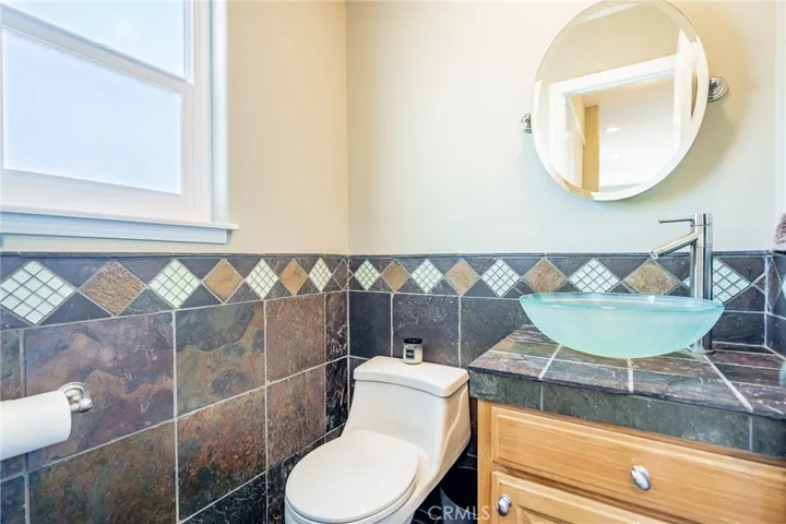 546 11th Street A, Hermosa Beach, California 90254
