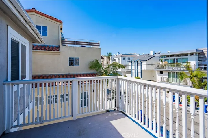 546 11th Street A, Hermosa Beach, California 90254