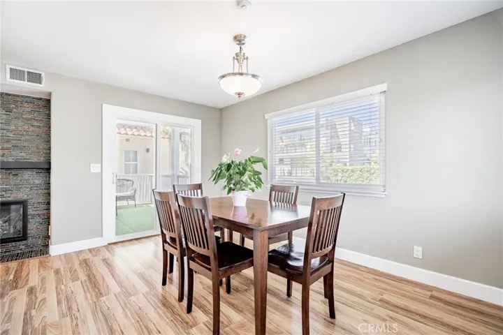 546 11th Street A, Hermosa Beach, California 90254