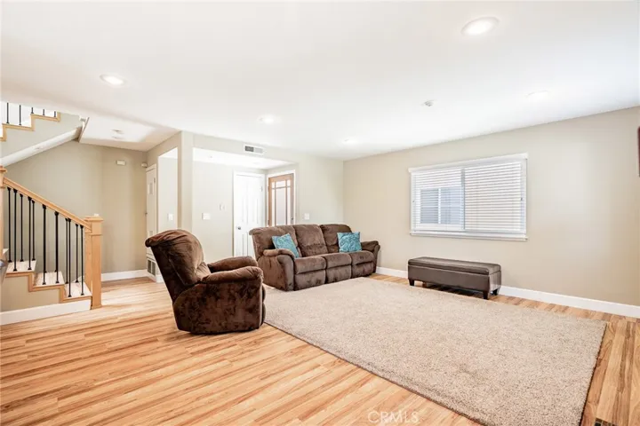 546 11th Street A, Hermosa Beach, California 90254
