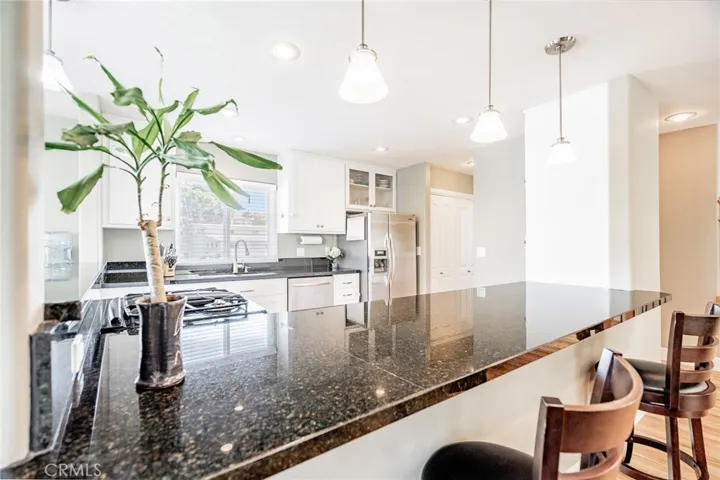 546 11th Street A, Hermosa Beach, California 90254