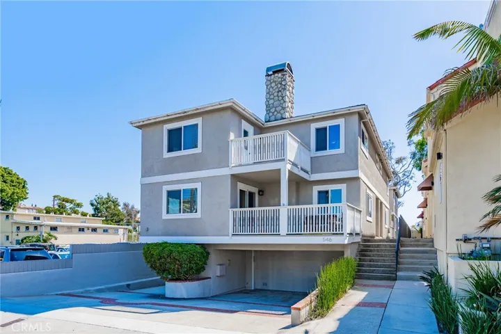 546 11th Street A, Hermosa Beach, California 90254