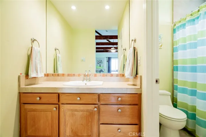 546 11th Street A, Hermosa Beach, California 90254