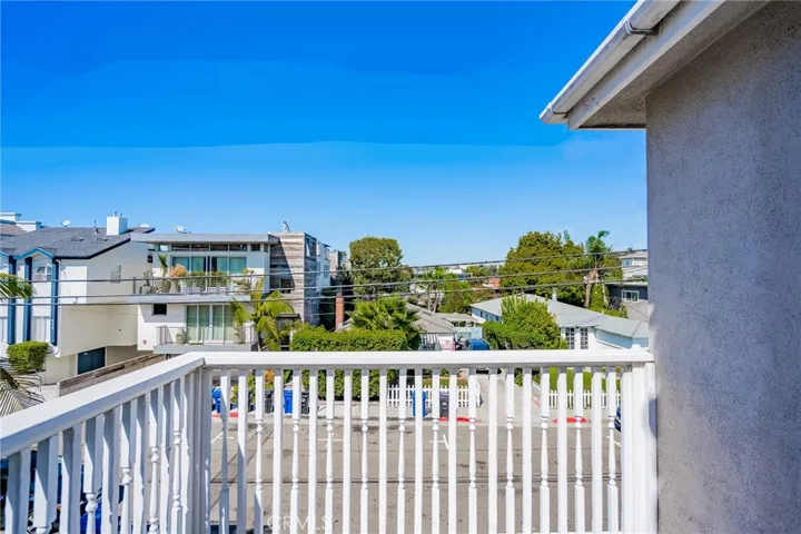 546 11th Street A, Hermosa Beach, California 90254