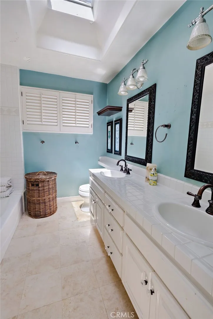 8 Quail Ridge Road S, Rolling Hills, California 90274 home-pic-31