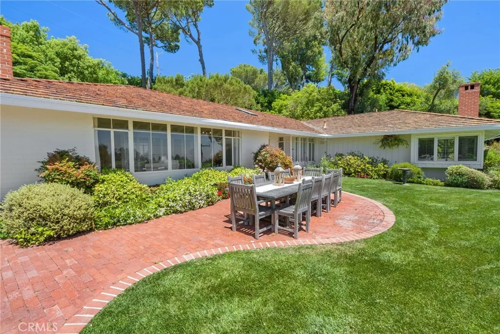 8 Quail Ridge Road S, Rolling Hills, California 90274 home-pic-1