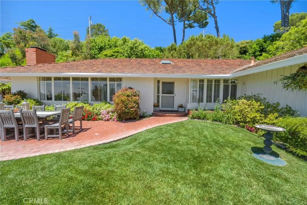 8 Quail Ridge Road S, Rolling Hills, California 90274 home-pic-2