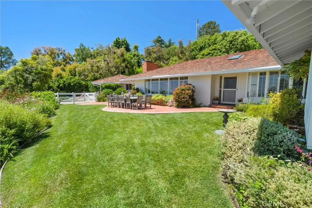 8 Quail Ridge Road S, Rolling Hills, California 90274 home-pic-48