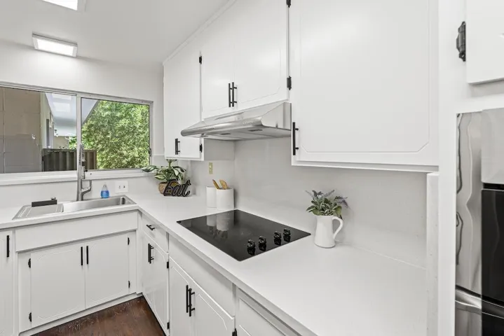 14345 Saratoga Avenue 37, Saratoga, California 95070