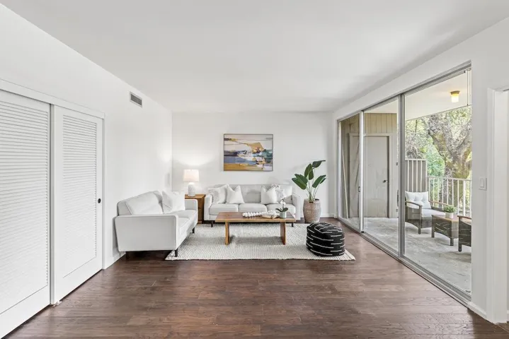 14345 Saratoga Avenue 37, Saratoga, California 95070