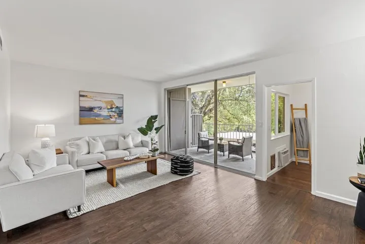 14345 Saratoga Avenue 37, Saratoga, California 95070