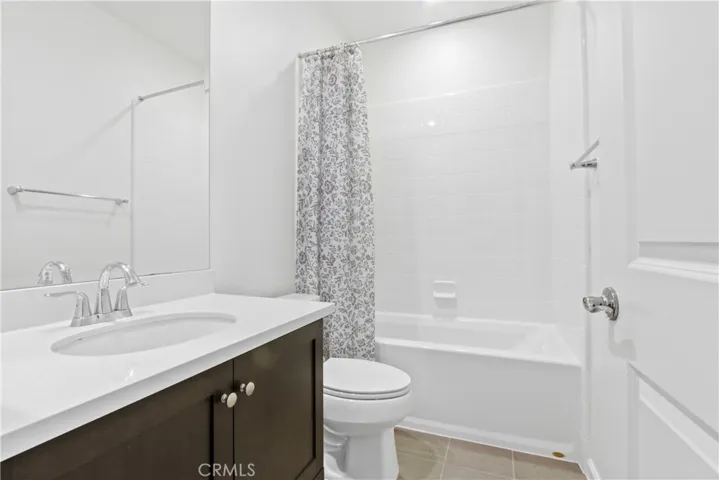 2nd Fl Guest Bath #2