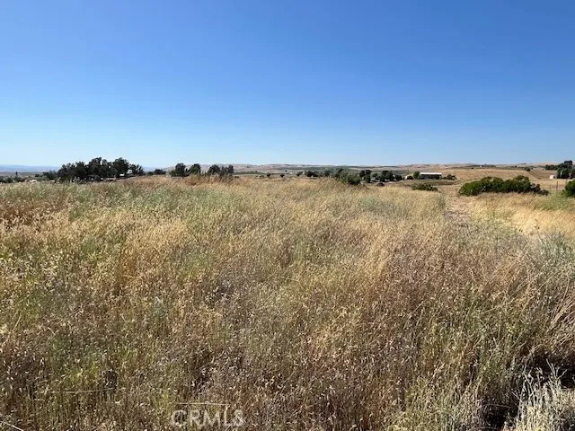 6215 Hawk Ridge Place, San Miguel, California 93451