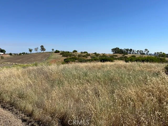 6215 Hawk Ridge Place, San Miguel, California 93451