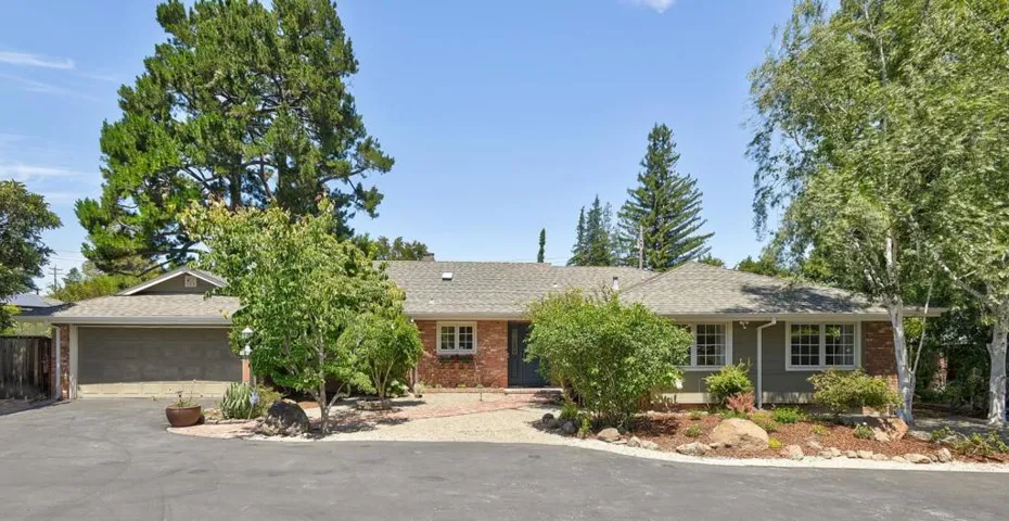 960 Palo Alto Avenue, Palo Alto, California 94301