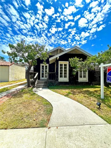 270 Loma Avenue, Long Beach, California 90803