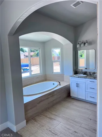 8660 Portola Road, Atascadero, California 93422