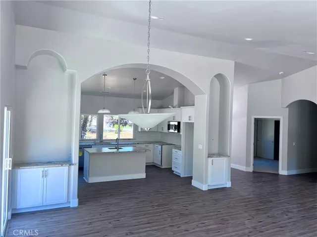 8660 Portola Road, Atascadero, California 93422