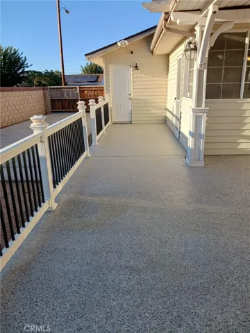 Backyard patio walkway