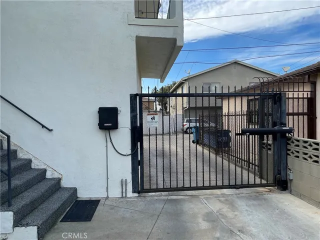 701 S Grevillea Avenue, Inglewood, California 90301