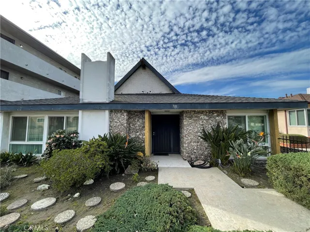 701 S Grevillea Avenue, Inglewood, California 90301