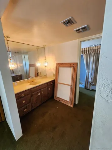 16220 Del Norte, Poway, California 92064