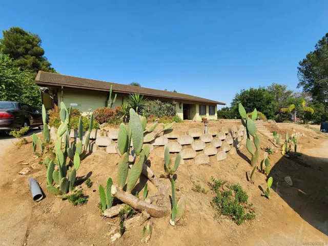 16220 Del Norte, Poway, California 92064