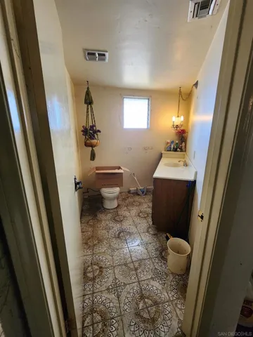 16220 Del Norte, Poway, California 92064