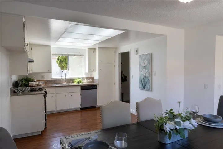 13866 La Jolla, Garden Grove, California 92844