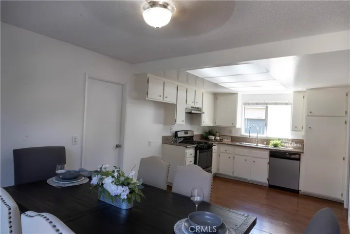 13866 La Jolla, Garden Grove, California 92844