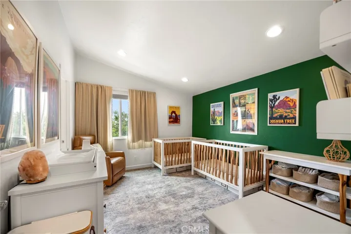 Th 3rd guest bedroom.