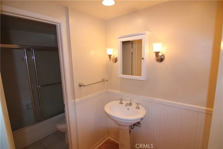 2022 Barranca, Newport Beach, California 92660