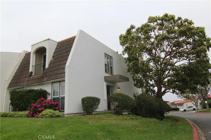 2022 Barranca, Newport Beach, California 92660
