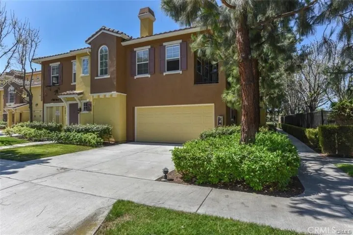 1718 Timberwood, Irvine, California 92620